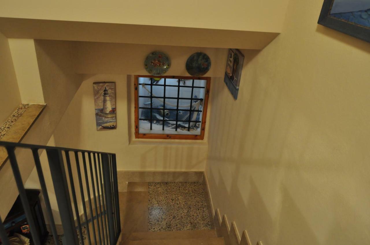 Le Finestre Sul Borgo Rooms Peschiera del Garda Exterior photo